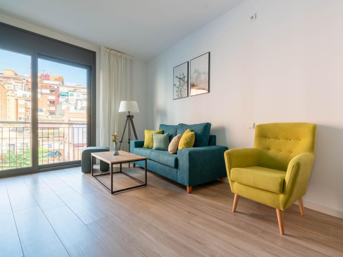 Limehome Barcelona Carrer De Besalu 90 - Estancia Temporal מראה חיצוני תמונה