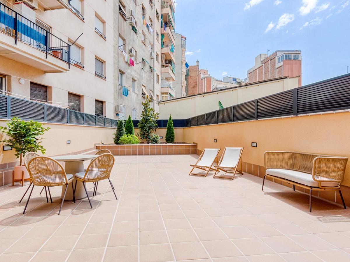 Limehome Barcelona Carrer De Besalu 90 - Estancia Temporal מראה חיצוני תמונה