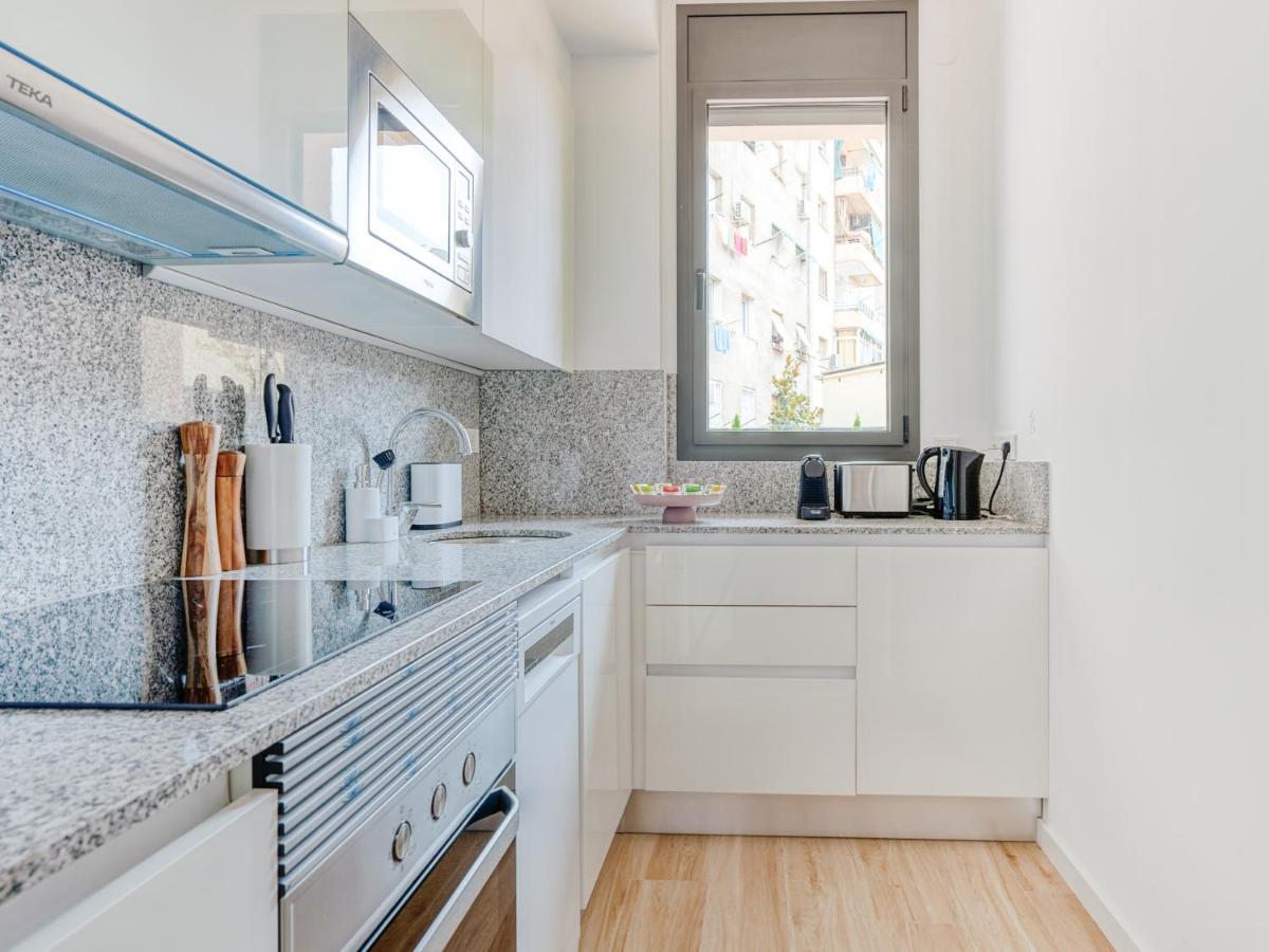 Limehome Barcelona Carrer De Besalu 90 - Estancia Temporal מראה חיצוני תמונה