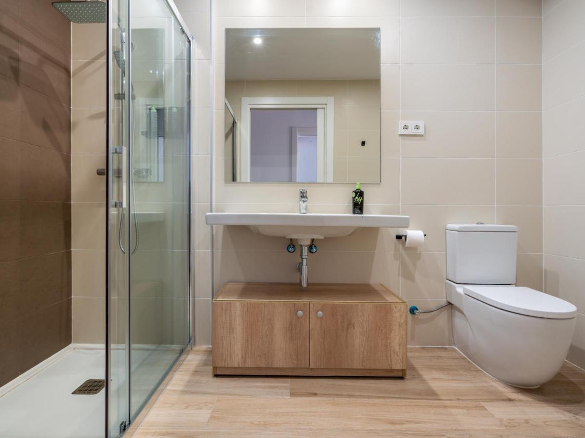 Limehome Barcelona Carrer De Besalu 90 - Estancia Temporal מראה חיצוני תמונה